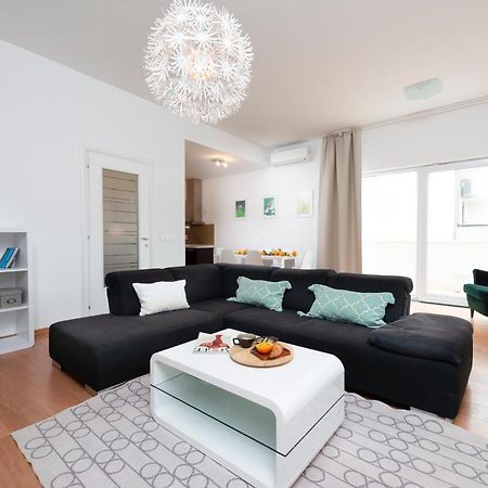 Apartment Adrian ดูบรอฟนิก ภายนอก รูปภาพ
