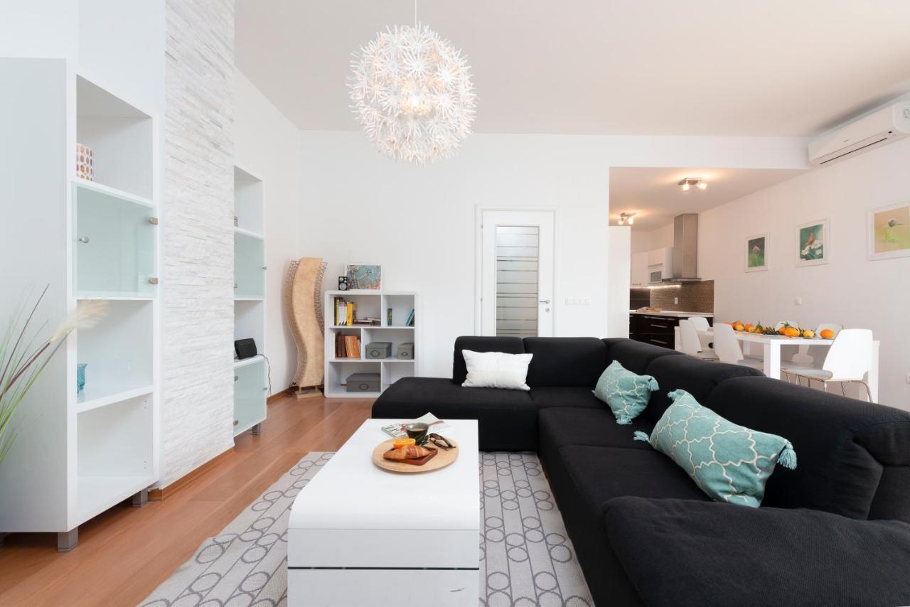 Apartment Adrian ดูบรอฟนิก ภายนอก รูปภาพ