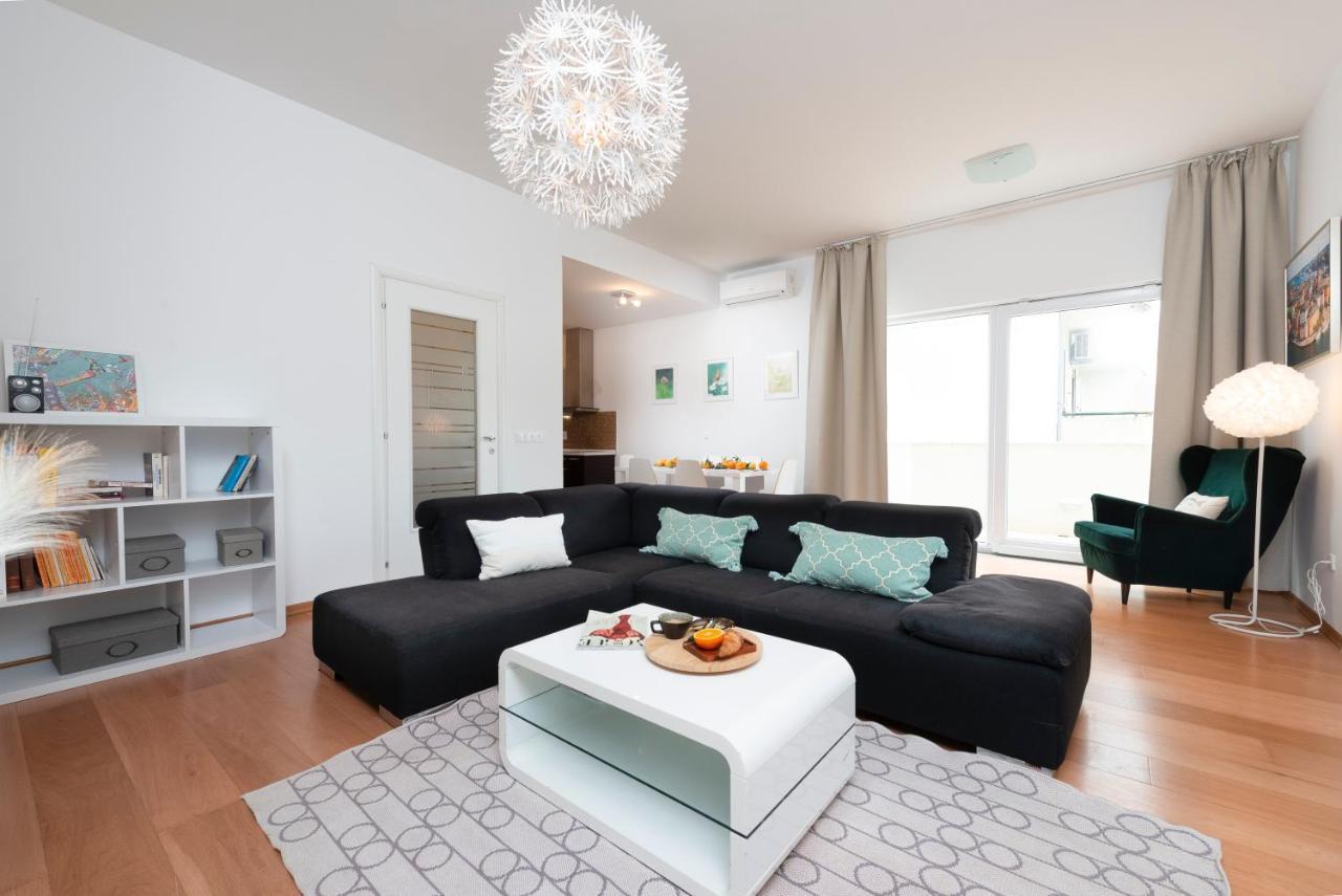 Apartment Adrian ดูบรอฟนิก ภายนอก รูปภาพ