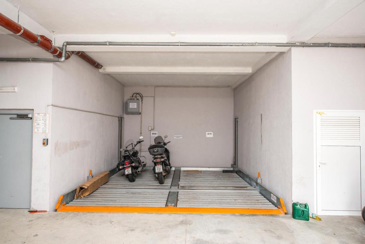 Apartment Adrian ดูบรอฟนิก ภายนอก รูปภาพ